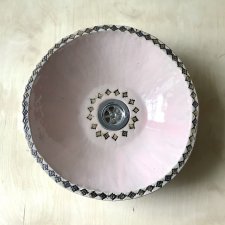 Ceramiczna różowa umywalka ręcznie robiona