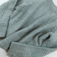 H&M - POPIELATY SWETER Z WEŁNĄ - S