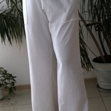 Białe spodnie roz 46, len 55 %, wiskoza 45%