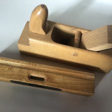 Zestaw dla małego stolarza - drewniane oryginalne zabawki - hebel i poziomica