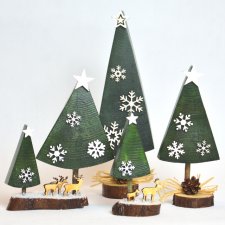 Zielone choinki - dekoracja stołu wigilijnego (24)