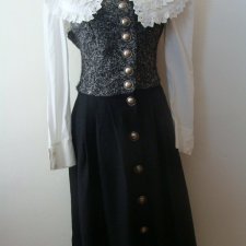 YOUR SIXTH SENSE  - SUKIENKA