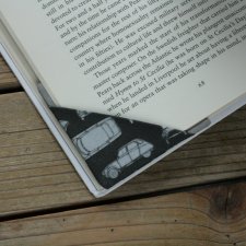 2 zakładki narożne do książek  - Samochody