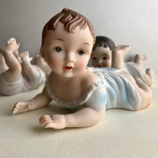 Bisque Porcelain Big Piano Baby Figurine ❀ڿڰۣ❀