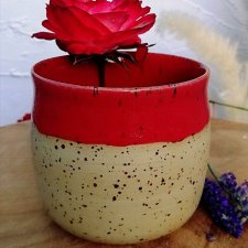 WALENTYNKOWY CZERWONY KUBEK CERAMICZNY czarka kamionkowa MIŁOSNY PRAKTYCZNY PREZENT DLA KOBIETY minimalistyczny design GAIA