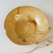 Ceramiczna misa na owoce, duża gliniana beżowa miska