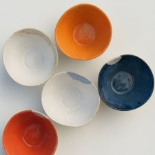 Kolorowe ceramiczne miski