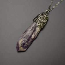 Wisiorek Talizman duży, surowy ametyst, wire wrapping, stal chirurgiczna