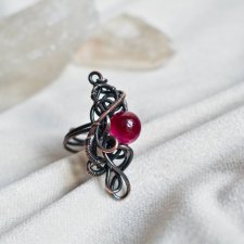 Fuksja  - duży pierścionek z agatem różowym
