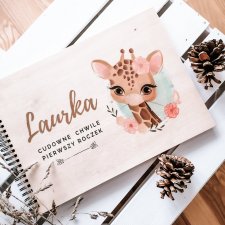 Pamiątka chrztu album na zdjęcia żyrafka personalizowany