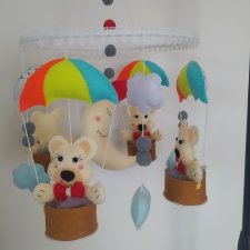 Karuzela dla dzieci z filcu "Misie"