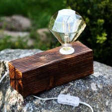 Rustykalna lampa stołowa z opalanego drewna świerkowego, drewniana lampka nocna