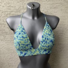 Recznie robiony niebiesko zielony top na szydełku crochet braletka wiązana na plecach