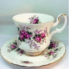 Filiżanka kolekcjonerska Royal Albert Anglia wzór Lavender Rose