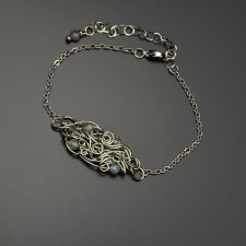Bransoletka z niebieskimi labradorytami, wire wrapping, stal chirurgiczna