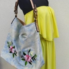 DUŻA TOREBKA  Z HAFTEM