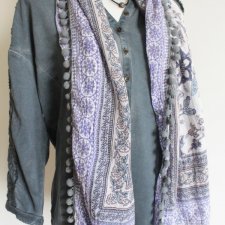 szal vintage  Bamboo House ciekawe wykończenie