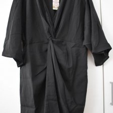 Nowa czarna szyfonowa sukienka midi klasyczna