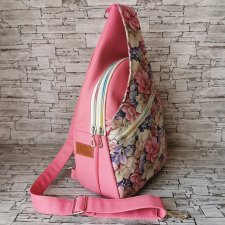 Plecak dwukomorowy ekoskóra handmade na jedno ramię - różowy pastelowe kwiaty