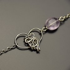 Bransoletka serce różowy ametyst, wire wrapping, stal chirurgiczna