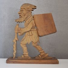 Drewniana figura dziad wędrowny na ołówki