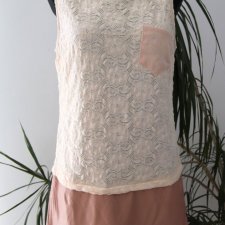 Vintage sukienka, skóra koronka,  roz 38