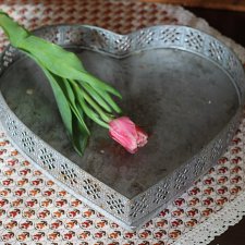 Taca w kształcie serca