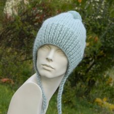 CZIEPŁA CZAPA Z POMPONEM * SZAŁWIOWA