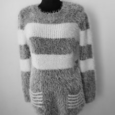 BUISDAEI - ( NOWY Z METKĄ) SWETER