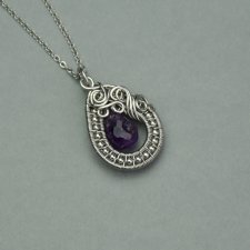 Efektowny wisiorek ametyst, wire wrapping, stal chirurgiczna