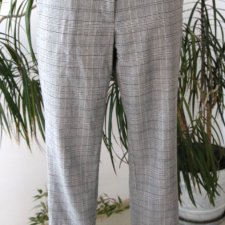 Spodnie w kratkę  roz 38