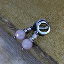 Delikatne kolczyki z kwarcu