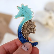 Ceramiczny konik morski -  magnes na lodówkę