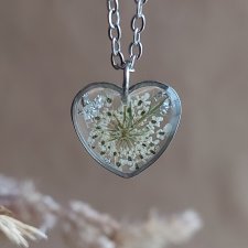 Srebrna zawieszka srebrny wisior wisiorek serduszko naszyjnik suszone kwiaty żywica naturalna biżuteria