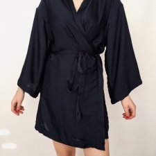 Granatowe kimono damskie uszyte z silk satyny, Damski satynowy elegancki szlafrok