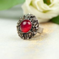Pierścień z czerwonym agatem Carmen a847