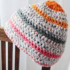 czapka vintage kolorowa pasy