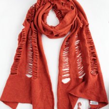 EXCLUSIVE SCARF Marie Louise Denny 100 Metres