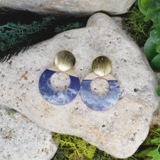 Drewniane wiszące kolczyki z żywicą / #00461