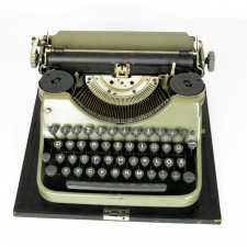 Zabytkowa maszyna do pisania Mercedes K-45, Niemcy lata 50.