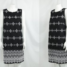 Bawełniana czarna ażurowa sukienka, L