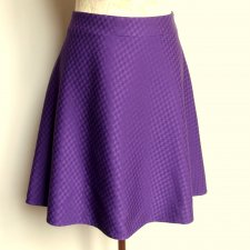krótka fioletowa spódnica Mohito