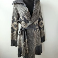 NU BY STAFF COLLECTION  - WZORZYSTY SWETER