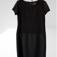 Czarna sukienka z koronką ekskluzywnej marki NISSA z dekoracyjnym wykończeniem – rozmiar 42