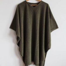 PONCHO ciekawe wykończenie Oliwkowe ponczo vintage
