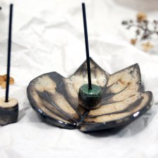 Ceramiczna miseczka na kadzidełko, biżuterię,świeczkę - liść