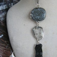 Długi naszyjnik chwost wisiorek z łańcuszkiem: czarny turmalin i kryształ