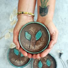 Ceramiczny talerzyk na biżuterię, tealight, kadzidełko - liście