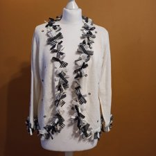 Sweter, wdzianko obszyte kokardkami