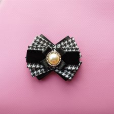 Broszka Classic black z kolekcji "Pepitka"